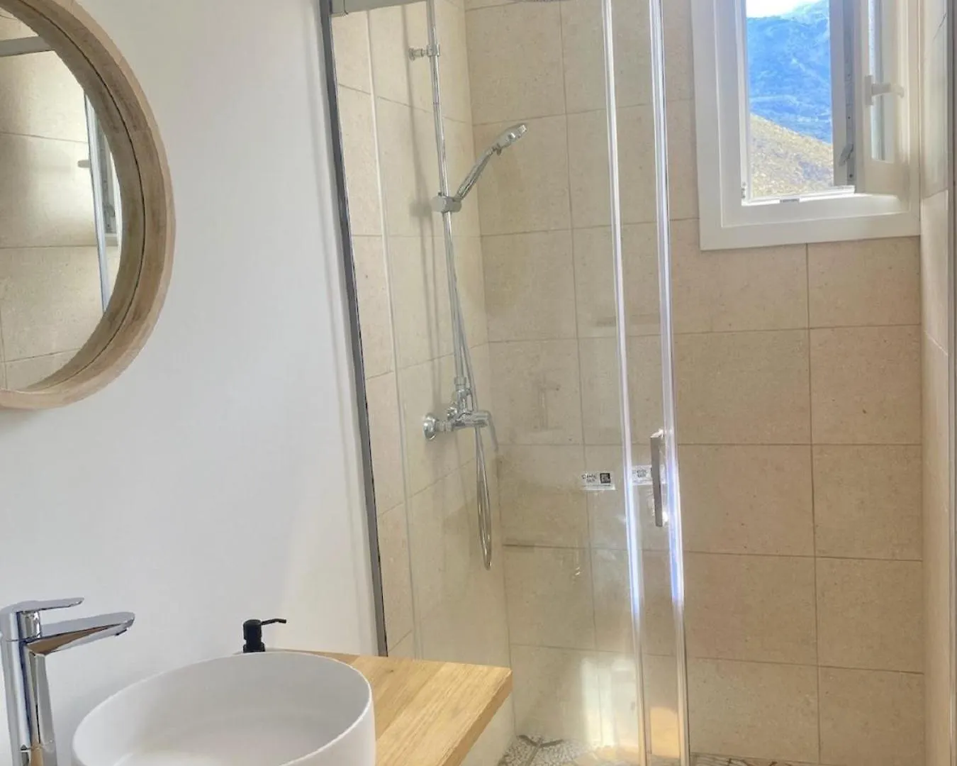 Harmony Home Alcaucin 0*,  Spain