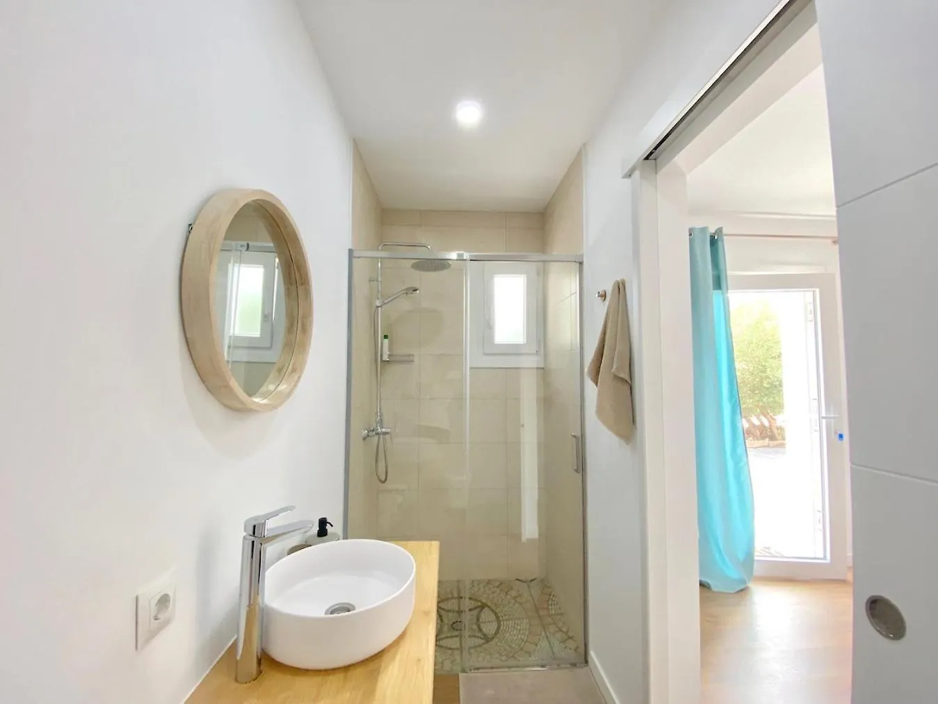 Harmony Home Alcaucin Country house