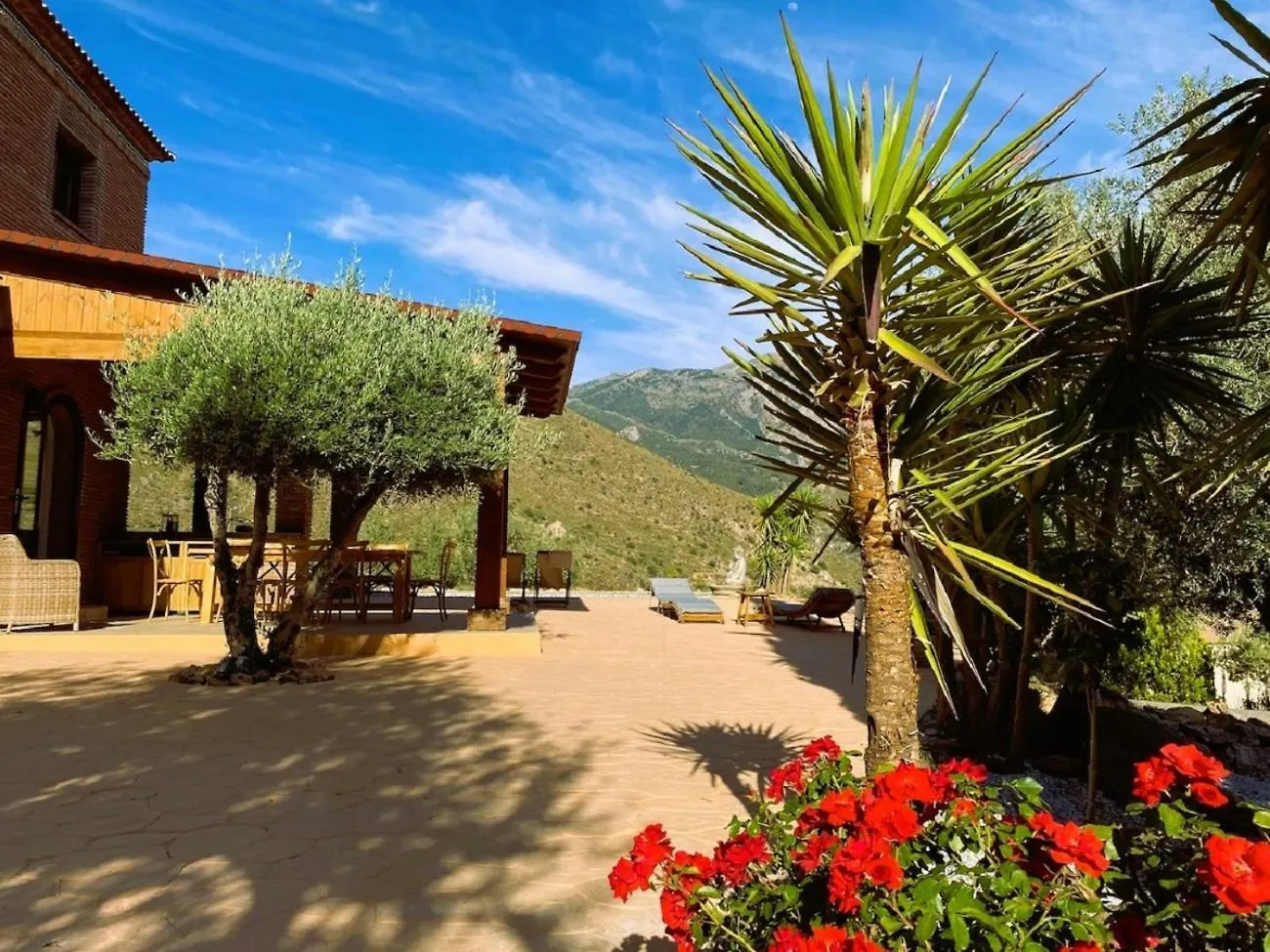 Harmony Home Alcaucin Country house