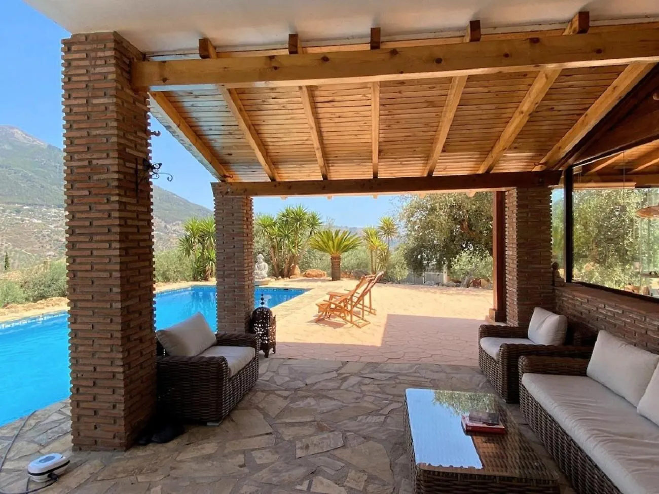 Harmony Home Alcaucin Country house