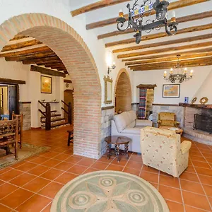Сasa de vacaciones El Pilarillo Piscina Compartida, Alcaucín